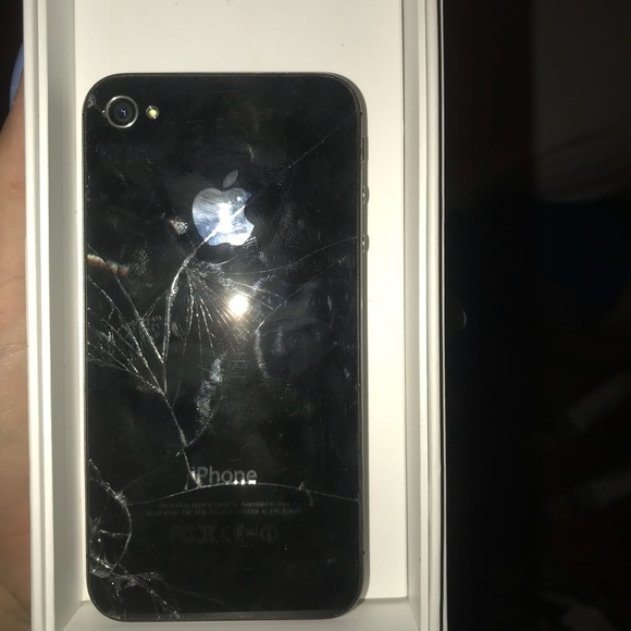 iphone 4 - Picture 2 of 2